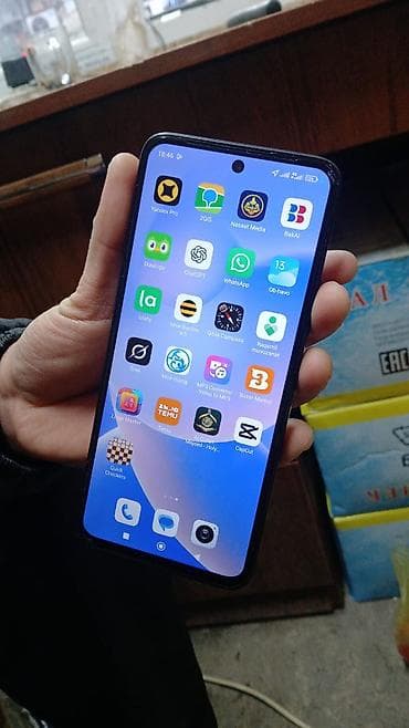 Redmi, Redmi 13, Б/у, 256 ГБ, цвет - Черный, 2 SIM