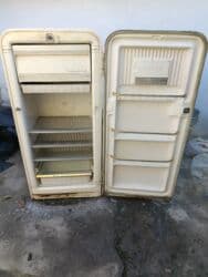 советская плитка: Холодильник Б/у, Однокамерный — 9