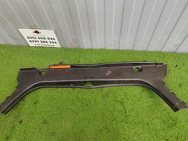 Накладка крышки багажника Mercedes-Benz, 2000 г., Оригинал at lalafo.kg Накладка крышки багажника Mercedes-Benz, 2000 г., Оригинал