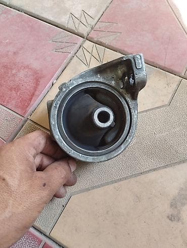 бампер срв 3: Подушка мотора Honda 2003 г. — 1