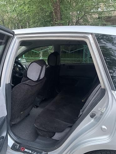 honda 2: Honda Civic: 2002 г., 1.5 л, Вариатор, Бензин, Хэтчбэк — 9