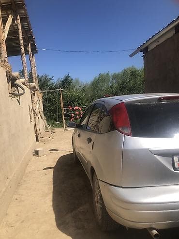 Транспорт: Ford Focus: 2005 г., 2 л, Автомат, Бензин, Хэтчбэк — 1