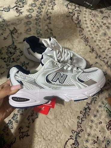 кожаные сумки дордой: Мужские кроссовки, 35, 35.5, New Balance, Новый, цвет - Белый — 2