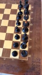 курсы шахмат бишкек: Шахматы СССР. Полный комплект! Все одинаковые. Доска дерево. Фигуры — 10