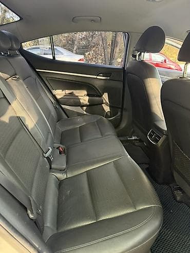 е36 e36: Hyundai Avante: 2018 г., 1.6 л, Автомат, Бензин, Седан — 10