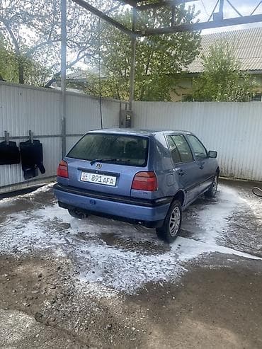 пороги на пассат: Volkswagen Golf: 1993 г., Кол менен иштөөчү, Хетчбек — 2