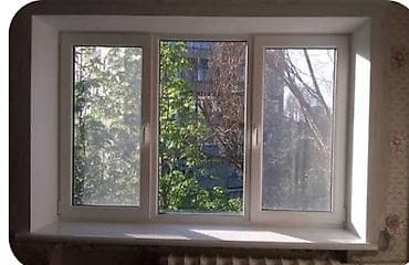 Пластиковое окно ПВХ, трехстворчатое. - Профиль: белый ПВХ, ровные