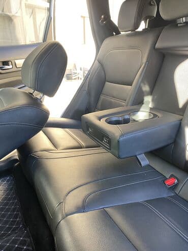 срочно продаю скутер: Renault QM6: 2020 г., 2 л, Вариатор, Газ, Кроссовер — 9