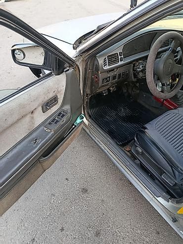 rx 7: Mazda 626: 1991 г., 2 л, Механика, Бензин, Лифтбек — 9
