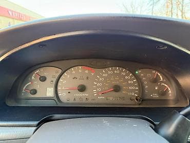 с4 2 3: Toyota Sequoia: 2003 г., Бензин, Внедорожник — 5