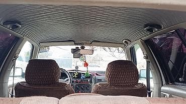 нова сити: Volkswagen Golf: 1993 г., 1.8 л, Ручные, Бензин, Хэтчбэк — 10