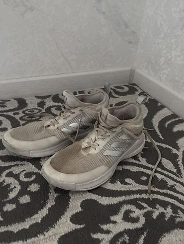 yeezy boost: Мужские кроссовки, 45, Adidas, Б/у, цвет - Серый — 4