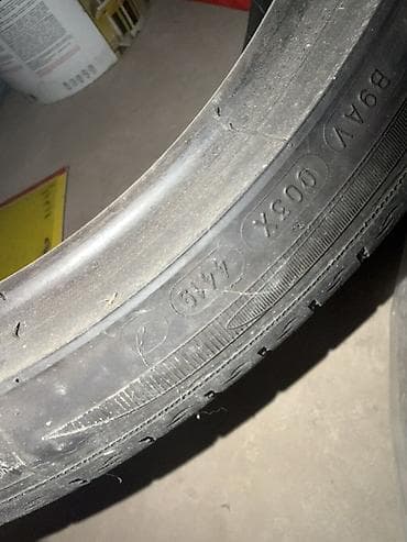 Транспорт: Шины 235 / 40 / R 19, Лето, Б/у, 1 шт, Легковые, Франция, Michelin — 5
