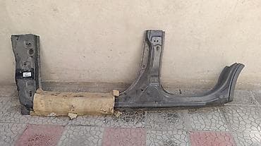 перфорация дисков: Внутренние накладки порогов Nissan, 2007 г., Новый — 1