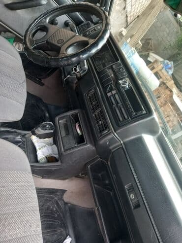 jetta 2: Volkswagen Jetta: 1990 г., 1.8 л, Механика, Бензин, Седан — 4