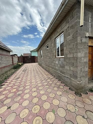 работа в бишкеке швейный цех упаковщик: Продается кирпичный дом с участком и хозяйственными постройками — 5