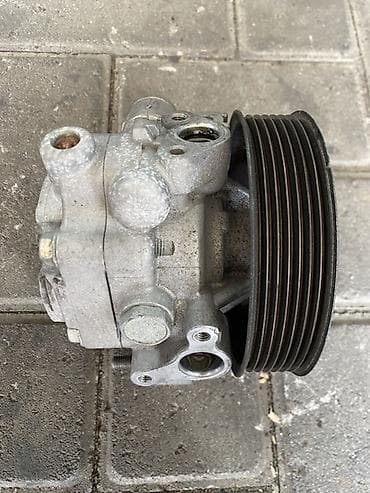 Гидрокүчөткүчтөр: Гидрокүчөткүч Honda 2005 г., Колдонулган, Оригинал, Жапония — 3