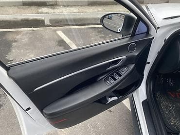 toyota hrv: Hyundai Sonata: 2021 г., 2 л, Автомат, Газ, Седан — 10