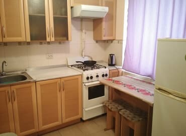 суточные квартиры в тунгуче: 1к кв Ночь Бокон-Уметал
горячая вода есть — 2