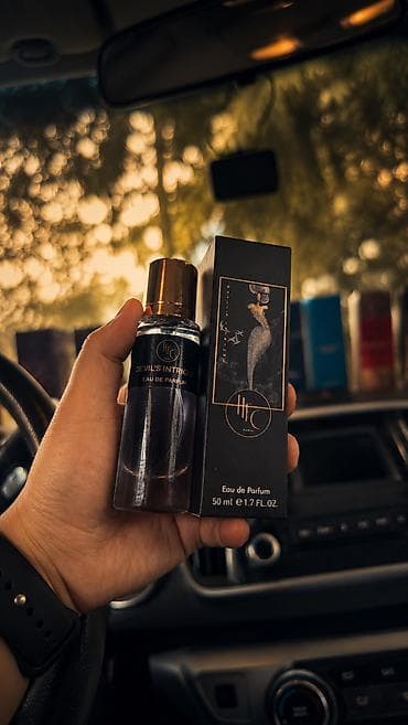 женское духи: Ароматы 50 мл (1.7 fl. oz), в фирменных коробках: - Louis Vuitton — 8