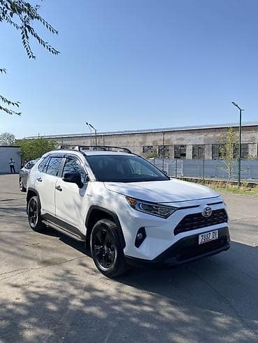 range rove: Toyota RAV4: 2021 г., 2.5 л, Автомат, Гибрид, Кроссовер — 3