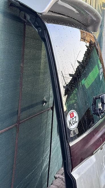 Чыпкалар: Багажниктин капкагы Honda, 2005 г., Колдонулган, Оригинал — 10