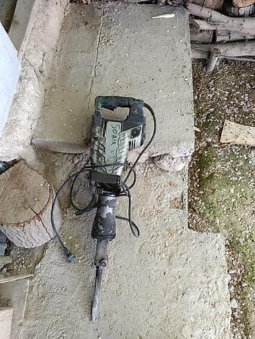 резка по бетону: Отбойный молоток электрический - Тип: сетевой отбойный молоток — 1