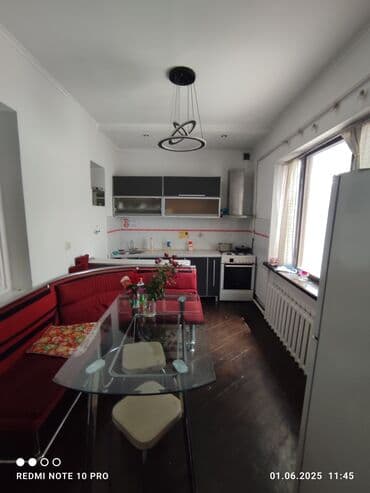 загородный дом с бассейном: Дом, 135 м², 5 комнат, Собственник, Старый ремонт — 2