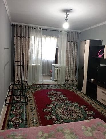 5: 1 комната, 32 м², 5 мкр 104 серия, 4 этаж, Косметический ремонт — 1