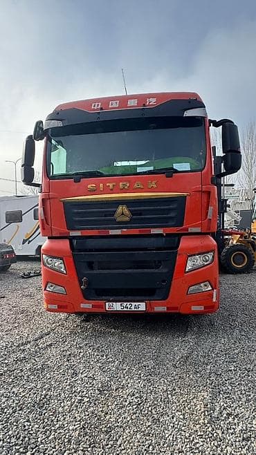 присепы: Тягач, 2020 г., Без прицепа — 4