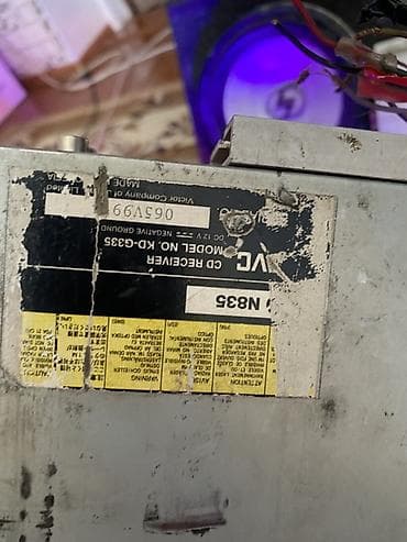 монитор на потолок: Комплект автозвука Состав: - Сабвуфер в корпусе фазоинверторного типа — 7