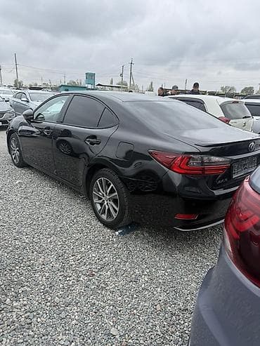 rex sprinter: Lexus ES: 2018 г., 2.5 л, Вариатор, Гибрид, Седан — 2