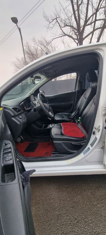 Продажа авто: Chevrolet Spark: 2016 г., 1 л, Автомат, Бензин, Хэтчбэк — 9