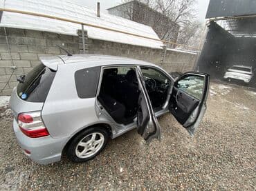 civic 4d: Honda Civic: 2004 г., 1.7 л, Вариатор, Бензин, Хэтчбэк — 8