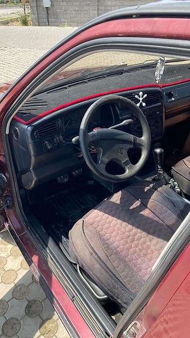 e60 m5: Volkswagen Vento: 1992 г., 1.8 л, Бензин, Седан — 9