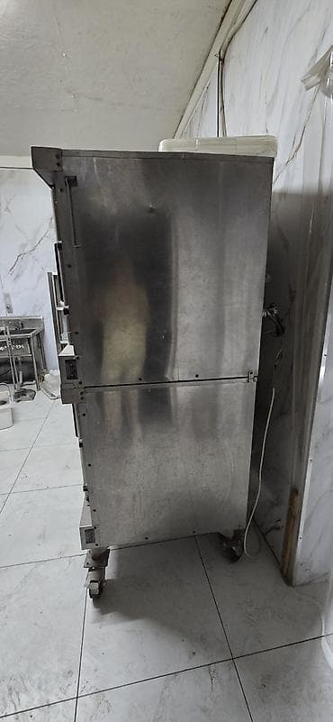Өндүрүш үчүн жабдуулар: Профессиональная конвекционная печь VULCAN, сдвоенная (две независимые — 3