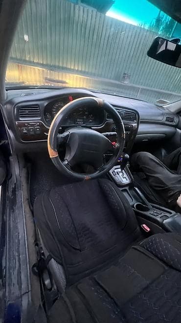 Subaru Legacy Lancaster: 1999 г., 2.5 л, Автомат, Газ — 4