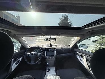 prius 2012: Toyota Camry: 2010 г., 2.5 л, Автомат, Бензин, Седан — 4