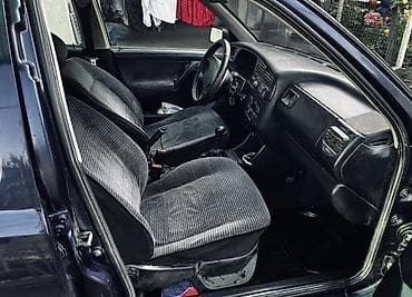 vin code: Volkswagen Golf: 1993 г., 1.6 л, Механика, Бензин, Хэтчбэк — 5