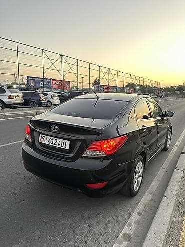 rd 1: Hyundai Solaris: 2013 г., 1.6 л, Автомат, Бензин, Седан — 4