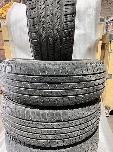 Шиналар 235 / 70 / R 17, Жай, Колдонулган, Комплект, Жол тандабастар (АТ/МТ), Корея, Kumho