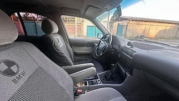 е34 530: BMW 5 series: 1995 г., Седан — 8