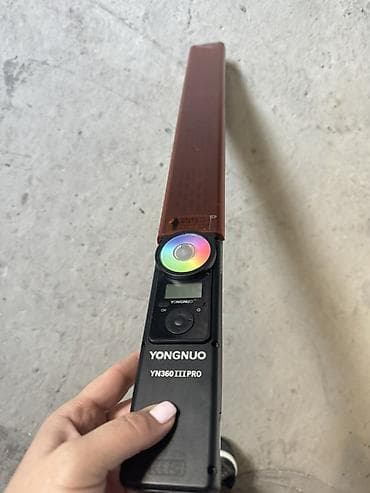 аренда лэд экрана: Световой меч-осветитель Yongnuo YN360 III Pro (LED) - Портативная — 3