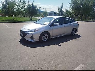 chek it: Toyota Prius V: 2020 г., 1.8 л, Автомат, Гибрид, Лифтбек — 10