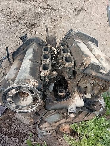 Двигатель Мазда трибут на запчасти Описание: - Блок цилиндров