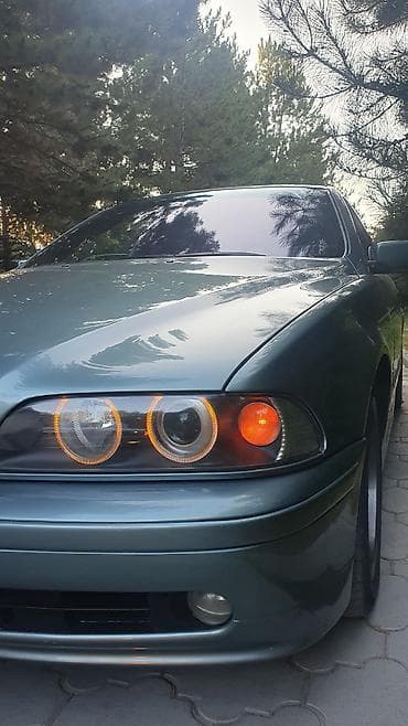 авто в такси: BMW 5 series: 2001 г., 2.5 л, Механика, Бензин, Седан — 5