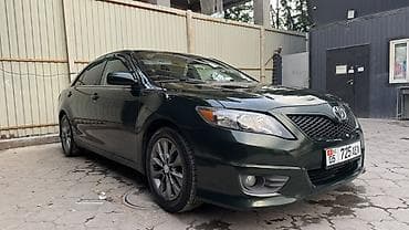 corolla 2004: Toyota Camry: 2009 г., Седан — 4