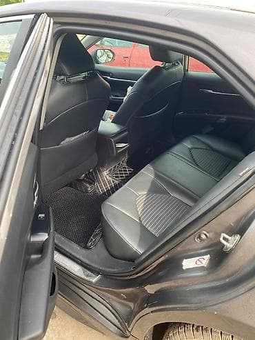 camri: Toyota Camry: 2018 г., 2.5 л, Автомат, Бензин, Седан — 4
