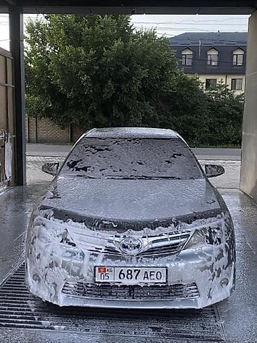 Toyota Camry: 2014 г., 2.5 л, Гибрид, Седан — 8