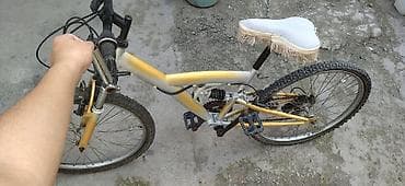 Продаю велосипед
Требуется замена шин и ремонт тормозной системы